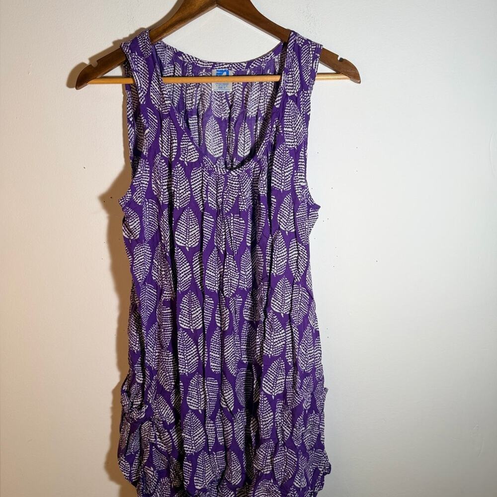 Purple Leaf Print Sleeveless Top